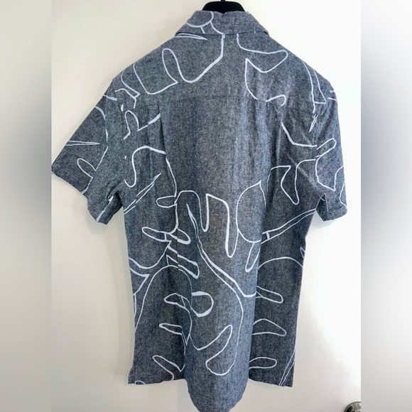 Men’s Aloha Shirt - Roberta Oaks - Picture 2 of 7